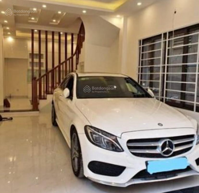 Hiếm  phân lô cán bộ q. cầu giấy  ô tô vào nhà  dt 50m2 5 tầng  hơn 13 tỷ