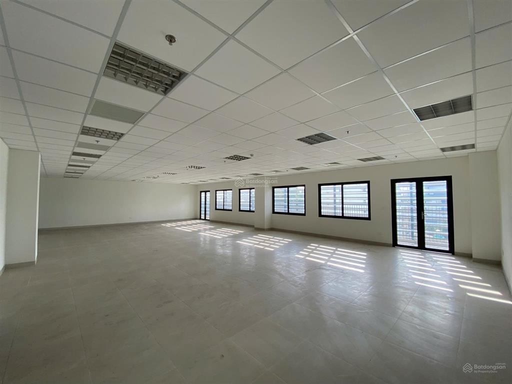 Văn phòng đường nguyễn trọng tuyển, quận phú nhuận