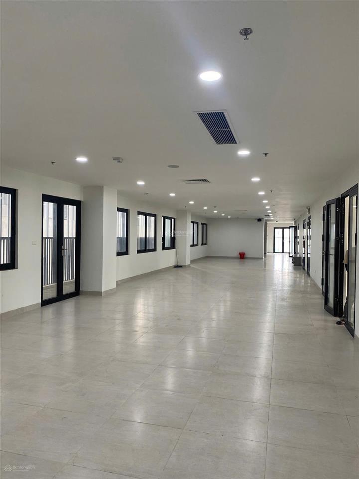 Văn phòng đường nguyễn trọng tuyển, quận phú nhuận