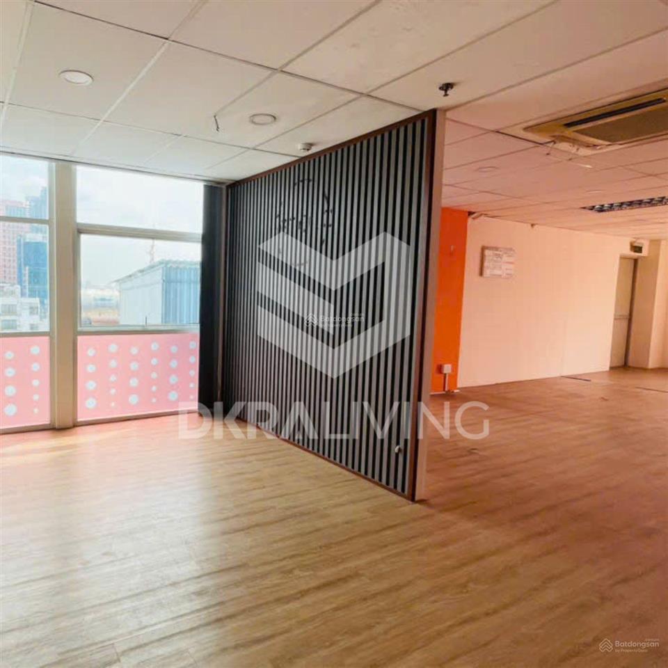 Văn phòng cho thuê 110m2 đường ký con (quận 1)