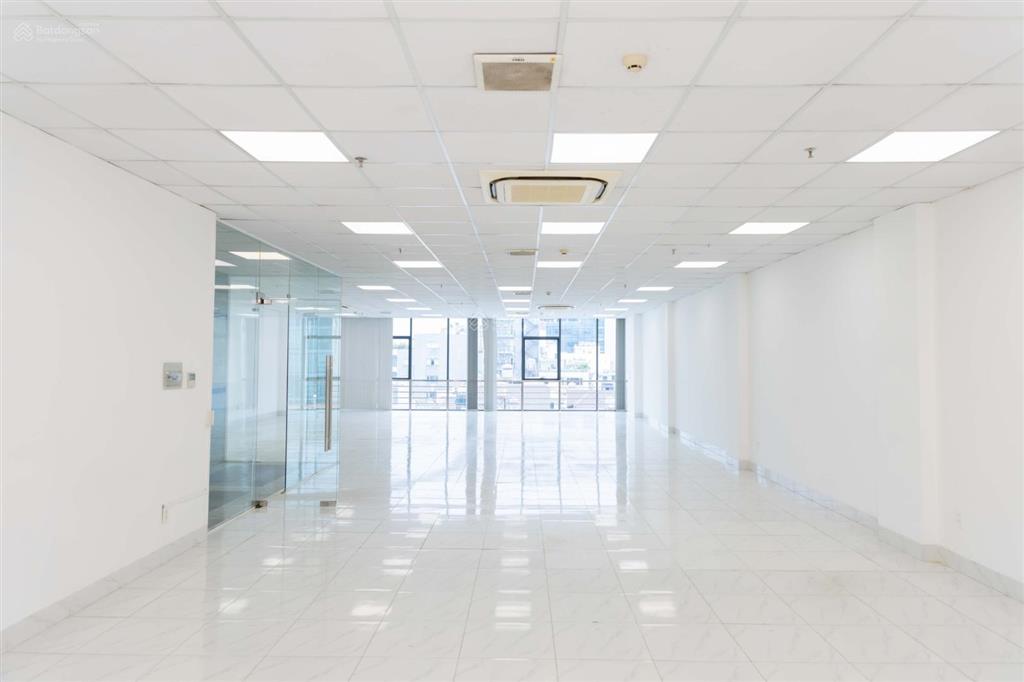 Văn phòng 170m2 giá tốt đường tiền giang | tân bình