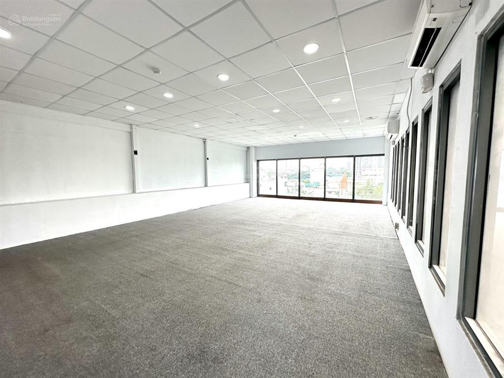 Văn phòng 100m² đường bạch mã quận 10 chỉ từ 29 triệu