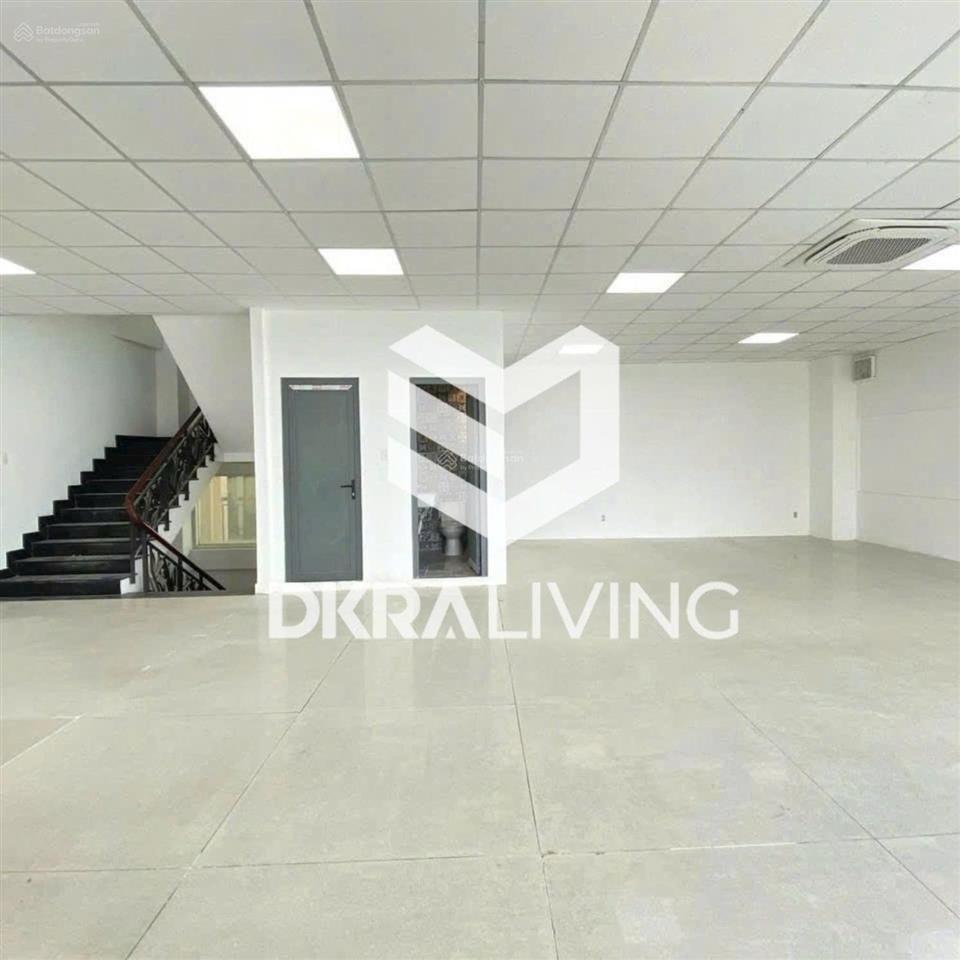 Cho thuê văn phòng 200m2 chỉ 55 triệu đường phạm văn hai (quận tân bình cũ)