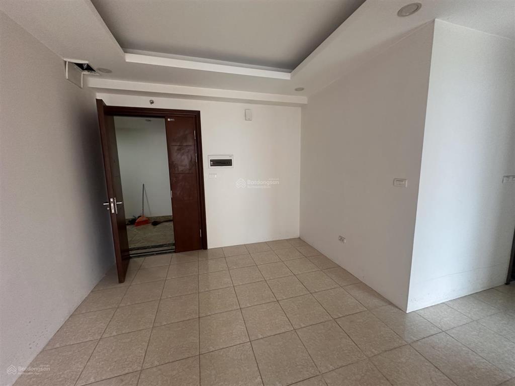Bán gấp căn hộ chung cư mhdi lê đức thọ