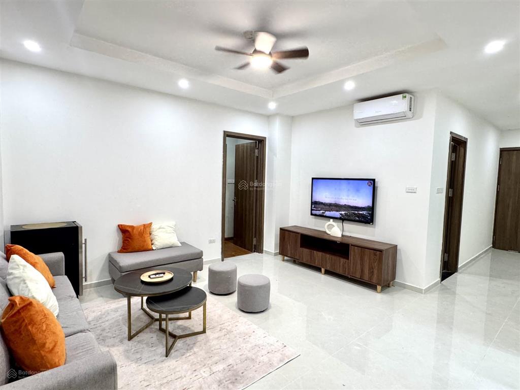 Chính chủ cho thuê căn hộ a13 sài đồng, phúc đồng đủ đồ, 75m2, 9tr5/tháng