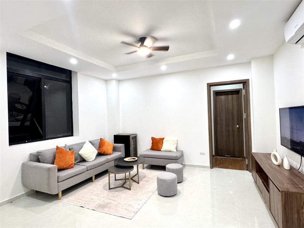 Chính chủ cho thuê căn hộ a13 sài đồng, phúc đồng đủ đồ, 75m2, 9tr5/tháng