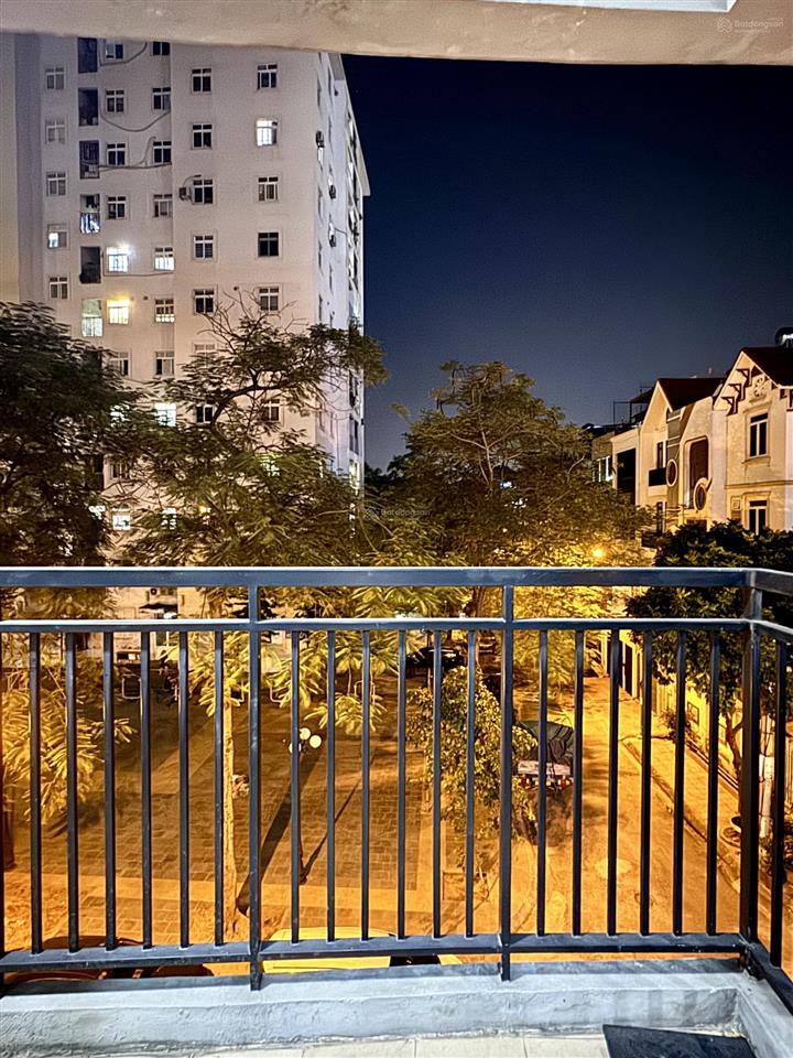 Chính chủ cho thuê căn hộ a13 sài đồng, phúc đồng đủ đồ, 75m2, 9tr5/tháng