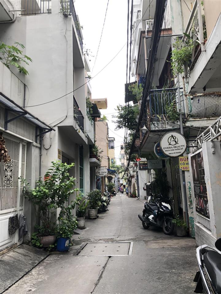 Bán nhà riêng hẻm võ thị sáu, quận 3. dt 3x8m 1 trệt 1 lầu, 24,5m2, đang cho thuê 6tr, bán 3,95 tỷ