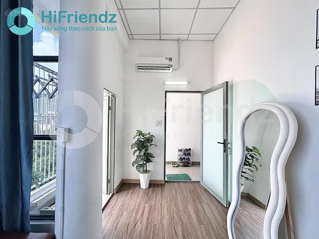 Duplex ở được 4 người  đi bộ đến đh gtvt, ngoại thương, hutech, hồng bàng  cửa sổ view landmark