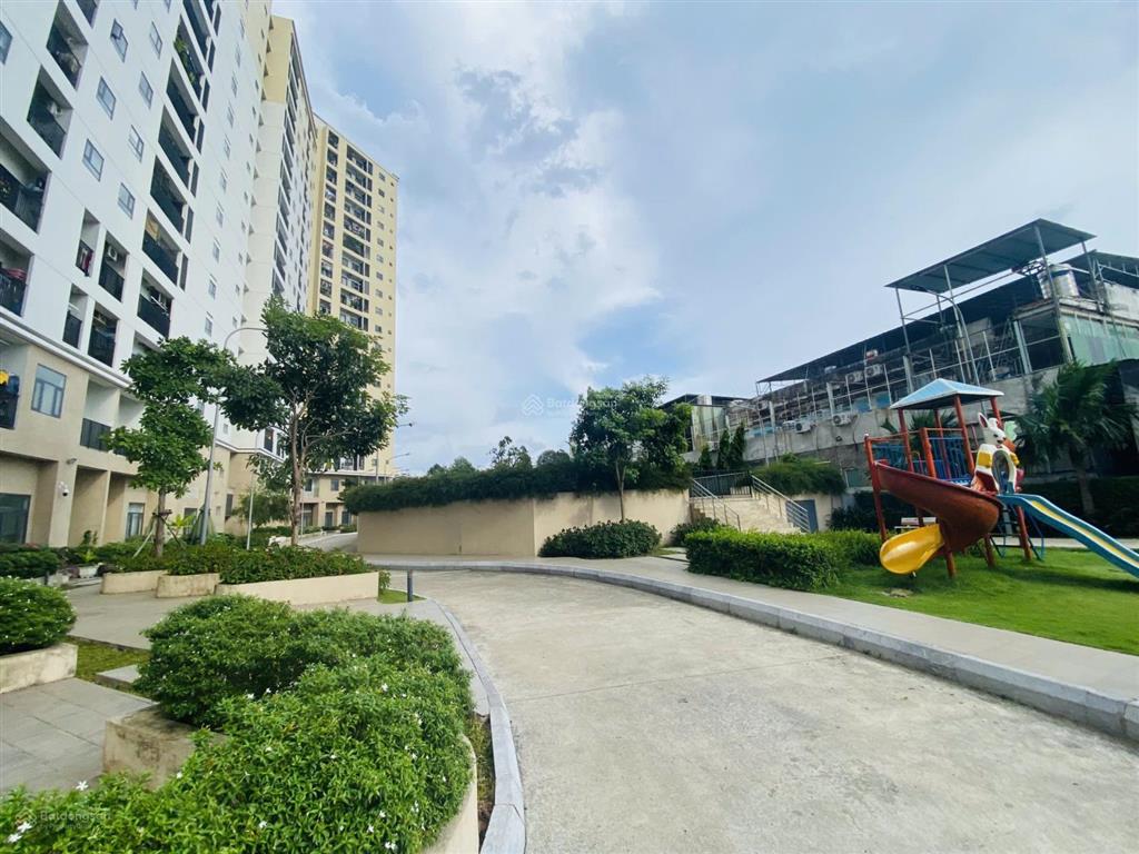 Căn hộ chung cư, phòng trống, diện tích 174m2