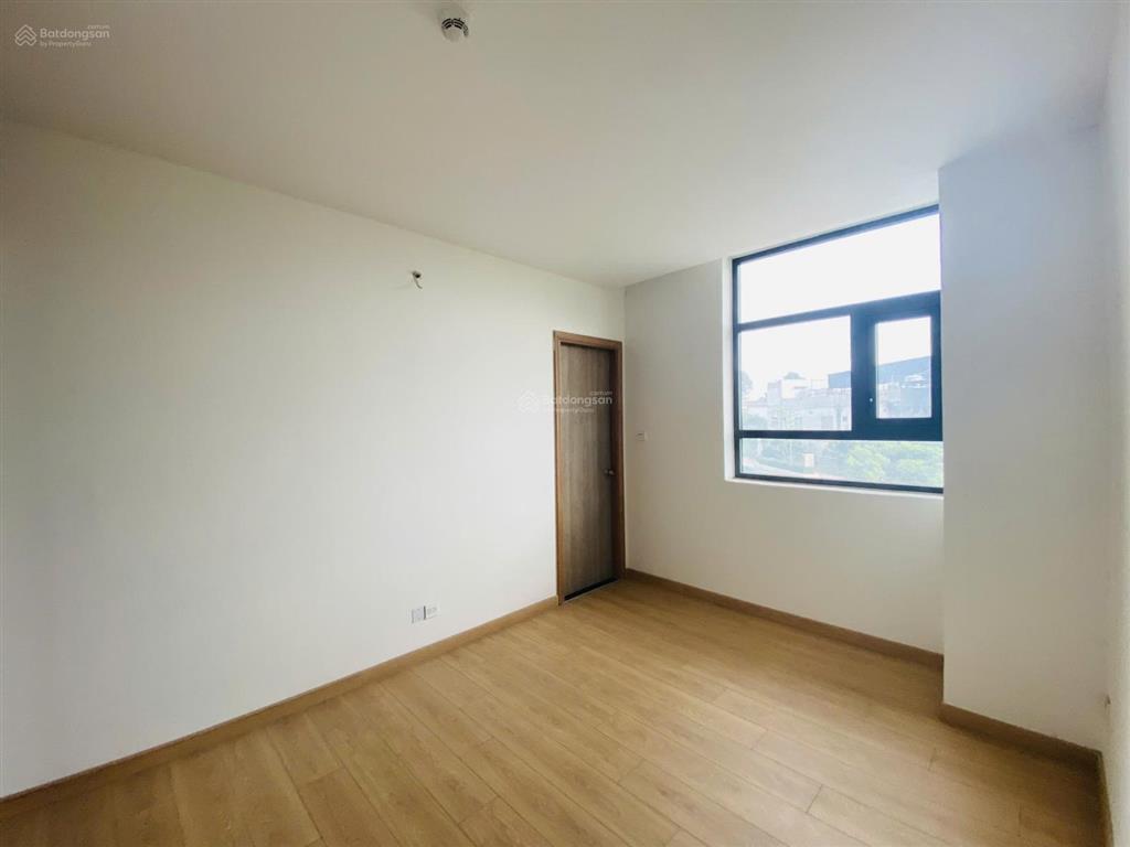Căn hộ chung cư, phòng trống, diện tích 174m2