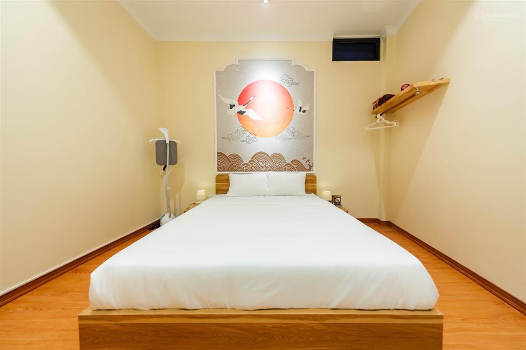 Cho thuê np linh lang, 130m2 x 9 tầng, mặt tiền 6m, giá thuê 100 triệu, mọi mô hình kinh doanh