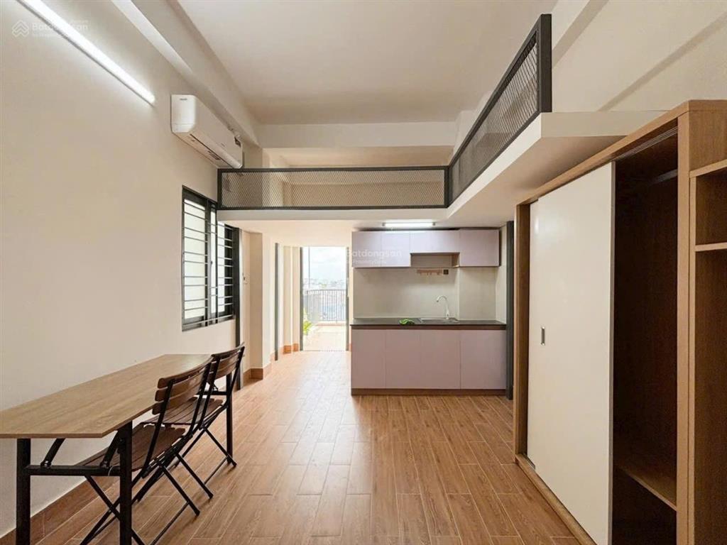 Chính chủ duplex bancol diện tích 40m2, có thang máy, hầm xe