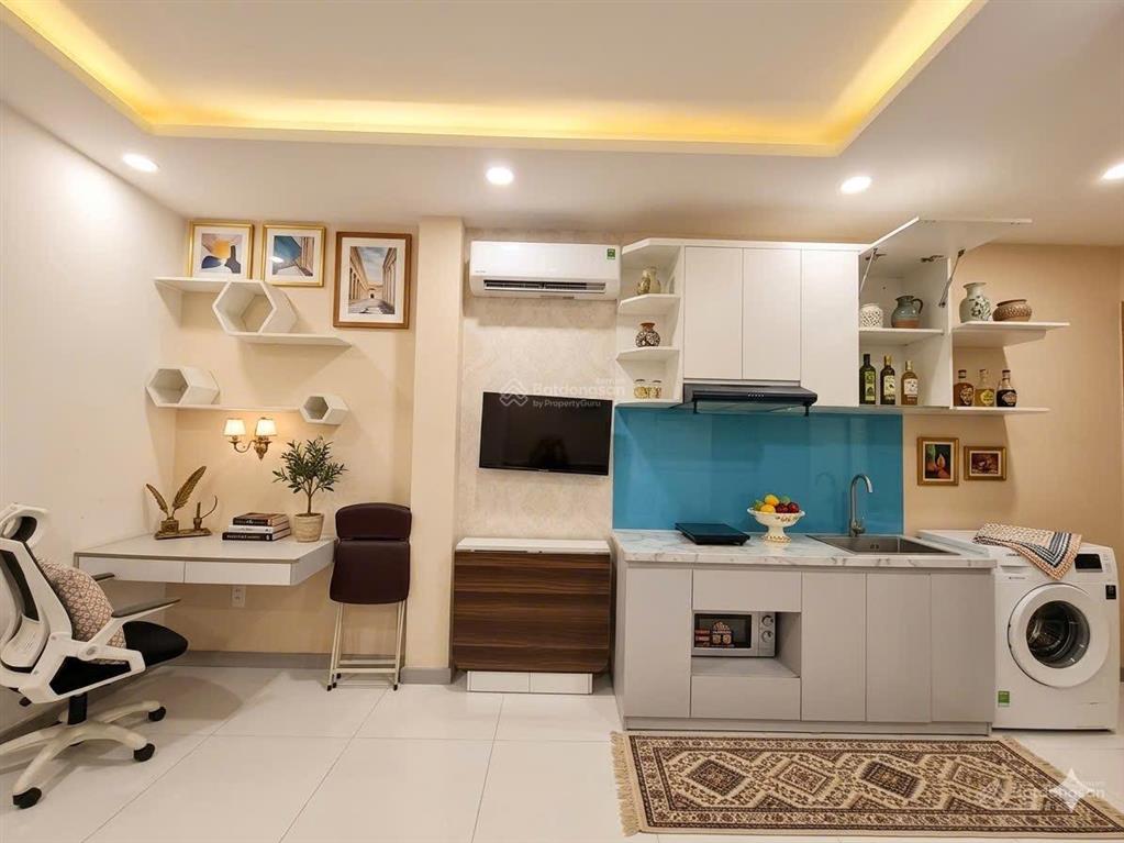 Chính chủ studio 2 giường cao cấp, nội thất như hình, tòa nhà thang máy an ninh
