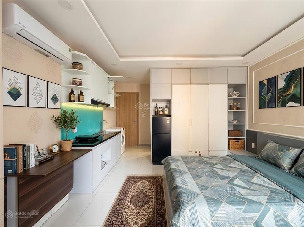 Chính chủ studio 2 giường cao cấp, nội thất như hình, tòa nhà thang máy an ninh