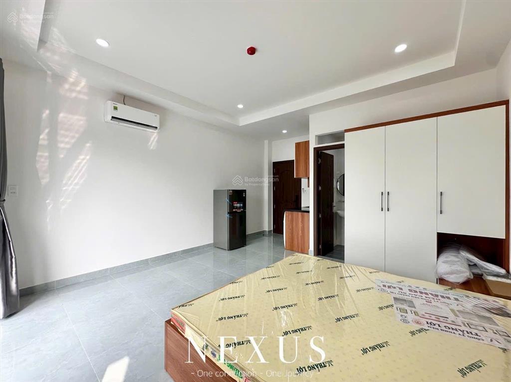 Chính chủ studio ban công đầy đủ nội thất như ảnh, vị trí trung tâm gv