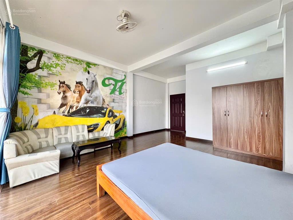 Studio bancol diện tích 40m2, full nội thất ngay đh nguyễn tất thành
