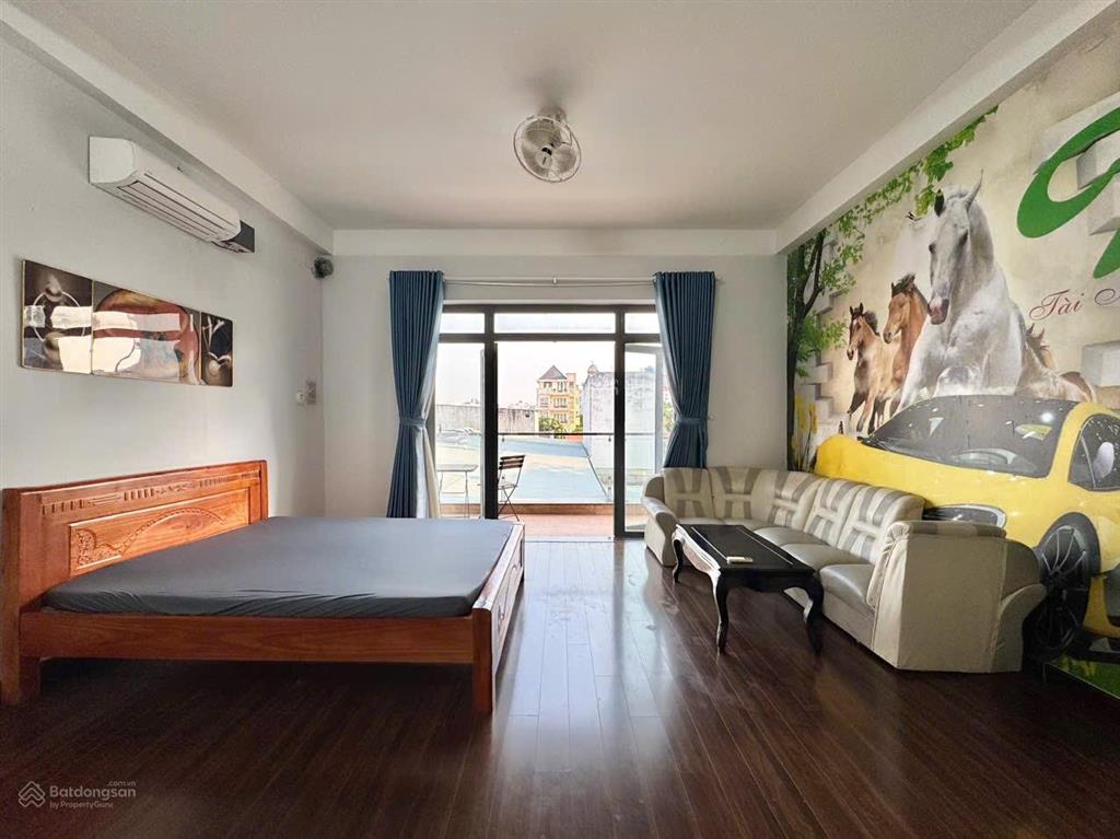 Studio bancol diện tích 40m2, full nội thất ngay đh nguyễn tất thành
