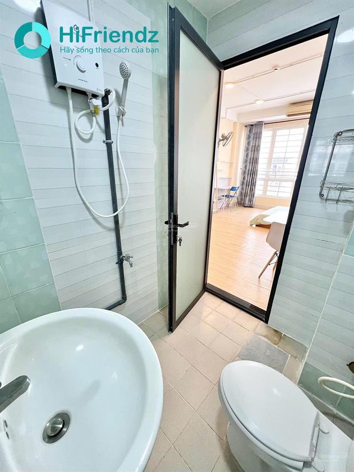 Chính chủ studio cửa sổ diện tích rộng, full nội thất, ngay sân bay tân sơn nhất