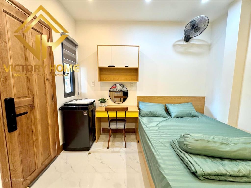 Studio cửa sổ cao cấp, đầy đủ nội thất mới 100% như ảnh