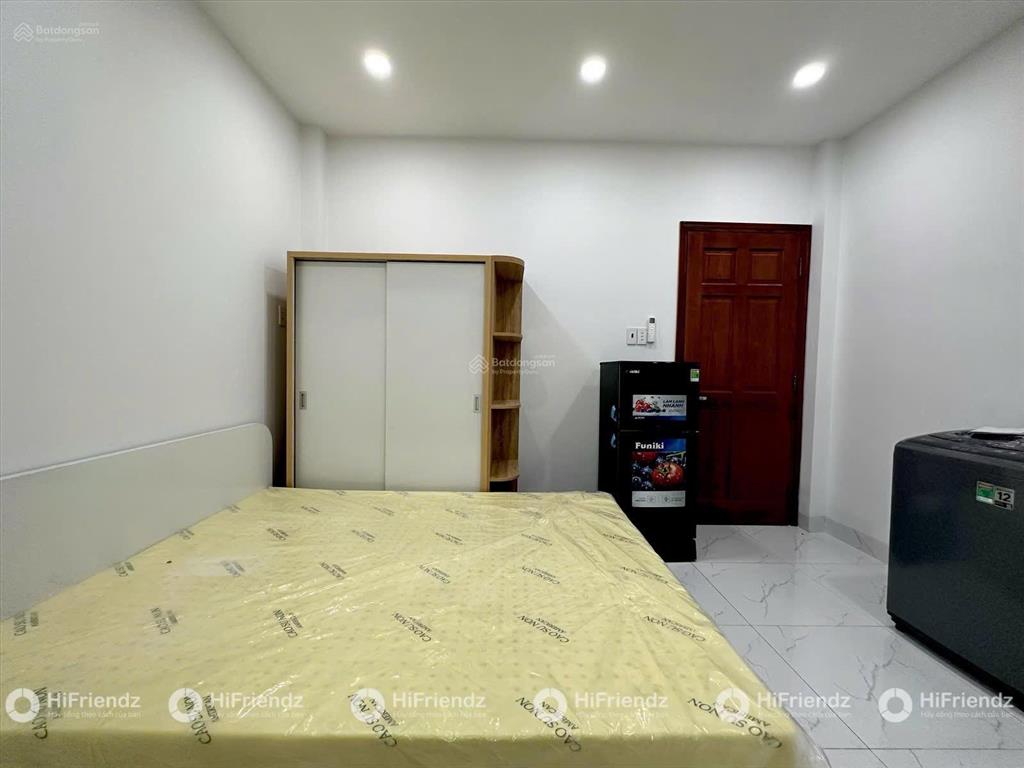Chính chủ studio full nội thất, toà chỉ tính điện, còn lại free