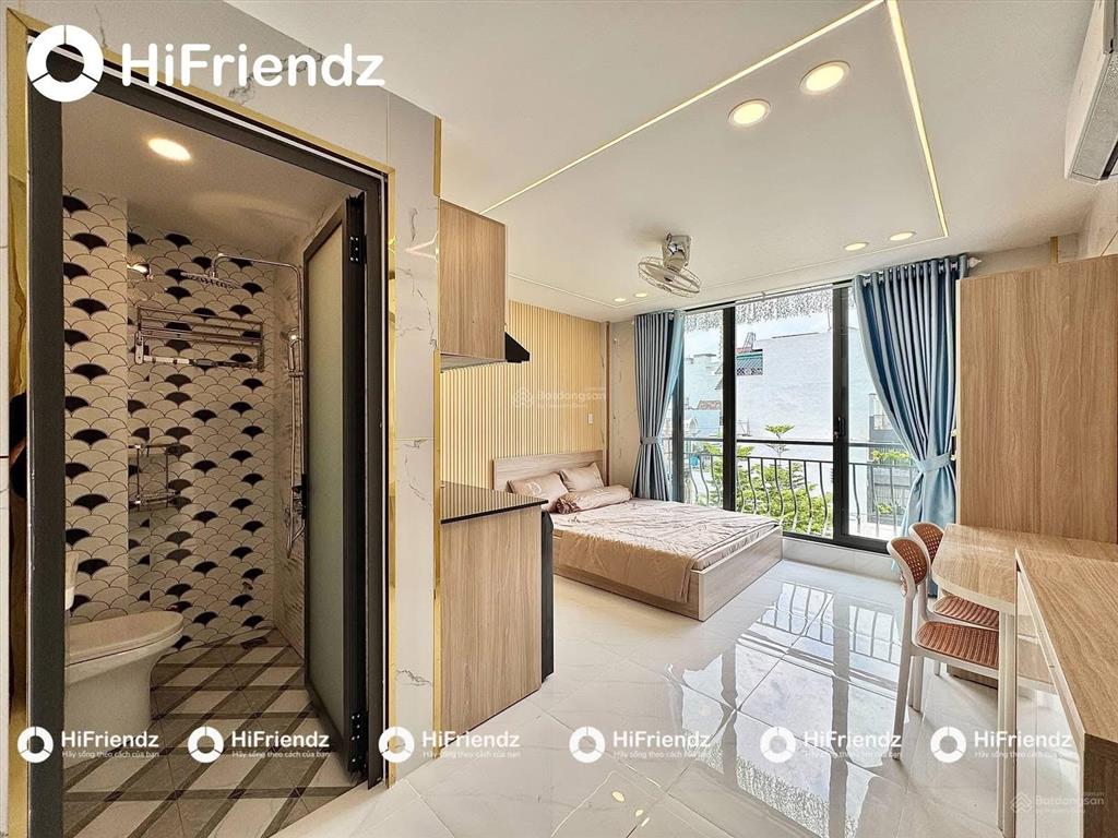 Studio bancol thoáng, mát, thiết kế hiện đại, nội thất mới 100% như ảnh