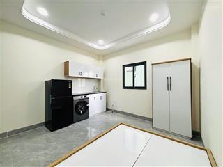 Studio cửa sổ đầy đủ nội thất, thang máy, bãi xe rộng, thoáng