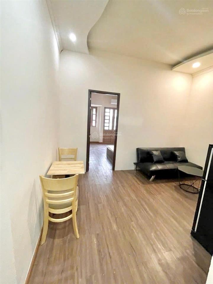 Studio 1pn tách bếp có ban công, đầy đủ nội thất ngay chợ hạnh thông tây