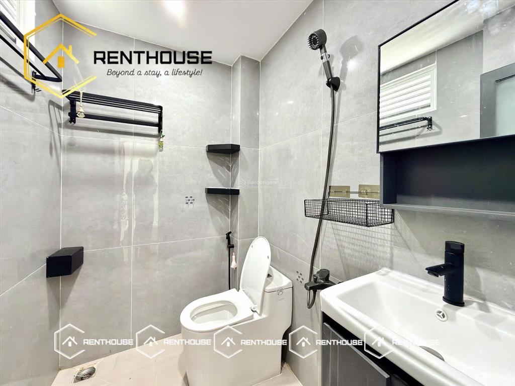 Studio ban công rộng thoáng, nội thất như ảnh, nhà mới 100%