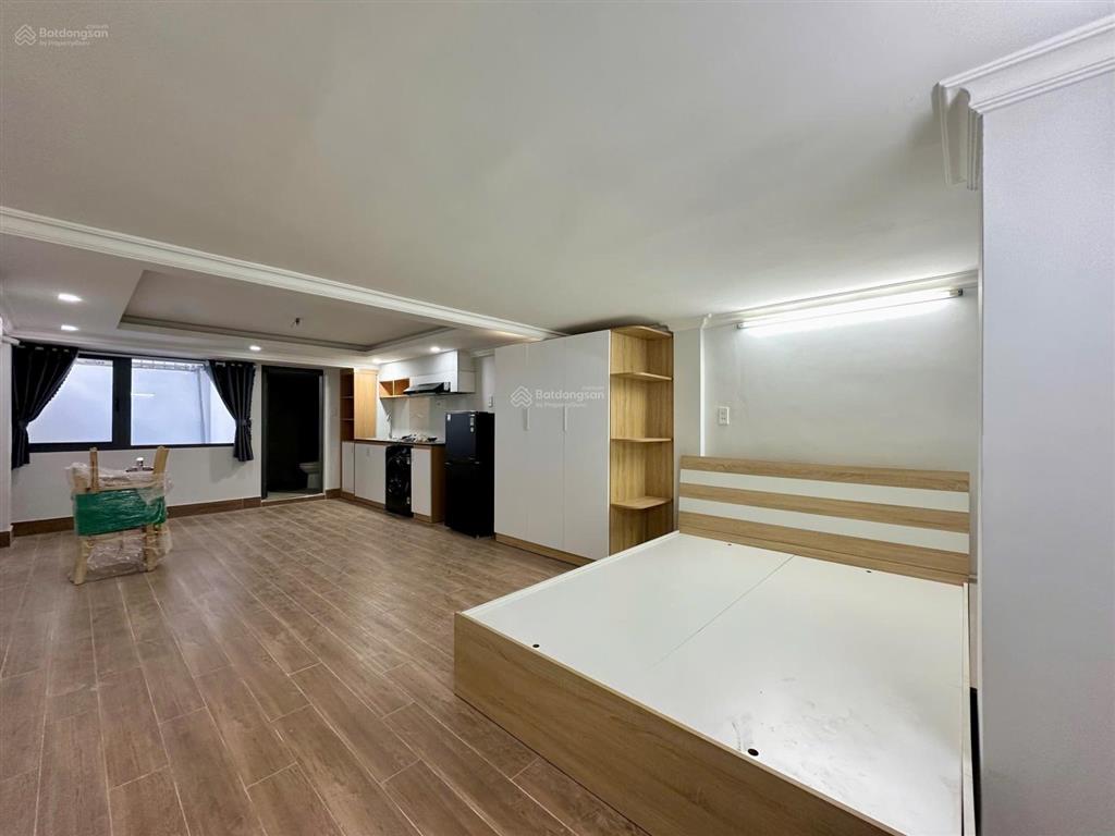 Studio cửa sổ diện tích cực rộng, mới xây, nội thất như ảnh