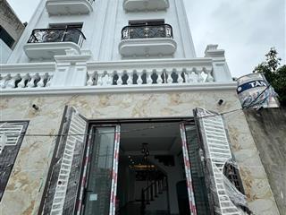 Bán nhà 43m2 giá 3tỷ500tr ngõ ô tô gần nhà, thiết kế đẹp không lỗi phong thủy, gần chợ trường