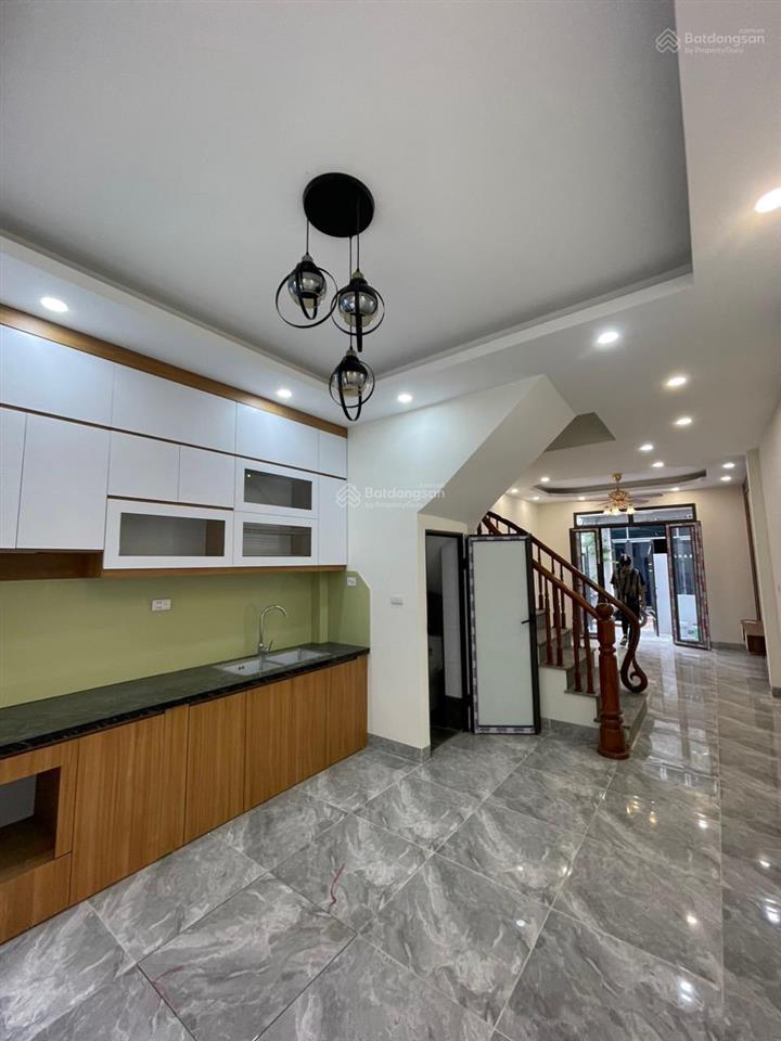 Bán nhà 43m2 giá 3tỷ500tr ngõ ô tô gần nhà, thiết kế đẹp không lỗi phong thủy, gần chợ trường