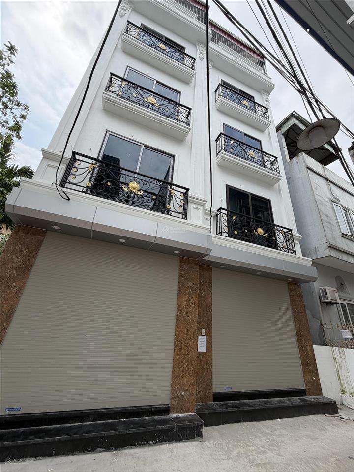 Bán nhà 30m2 giá 2tỷ850tr thiết kế đẹp không lỗi phong thủy ngõ ô tô cạnh nhà, khu tiện ích tốt