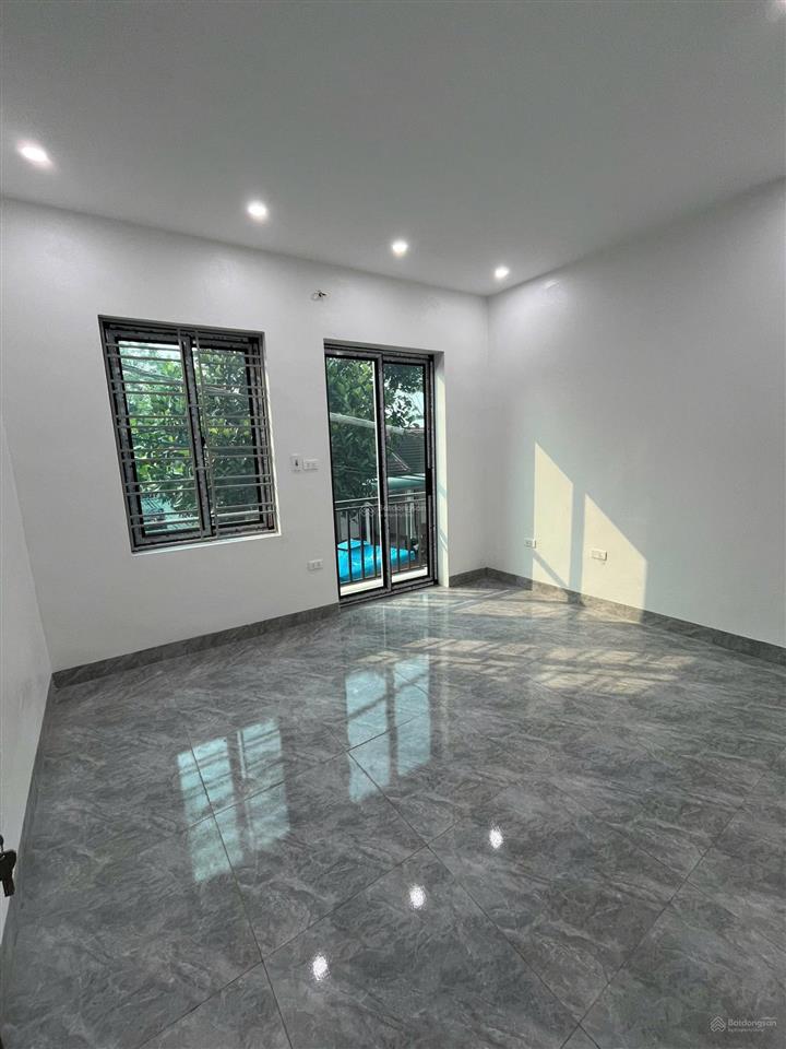Bán nhà 39m2 giá 2,9tỷ sổ đỏ chuẩn nhà đẹp không lỗi phong thủy không quy hoạch xây 4 ngủ nhà 4t