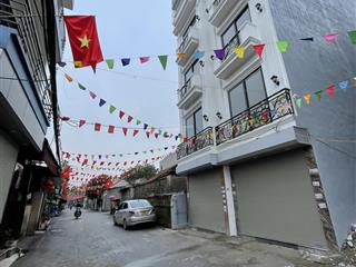 Bán nhà 50m2 giá 4tỷ ngõ ô tô tại phượng đồng 300m là trường đại học , chợ , caffe sổ đỏ chuẩn