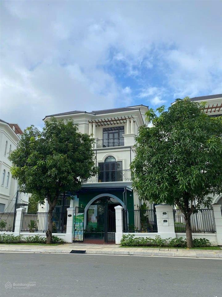 Chính chủ cần bán căn biệt thự cực đẹp tại tp hồ chí minh