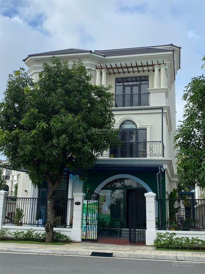 Chính chủ cần bán căn biệt thự cực đẹp tại tp hồ chí minh