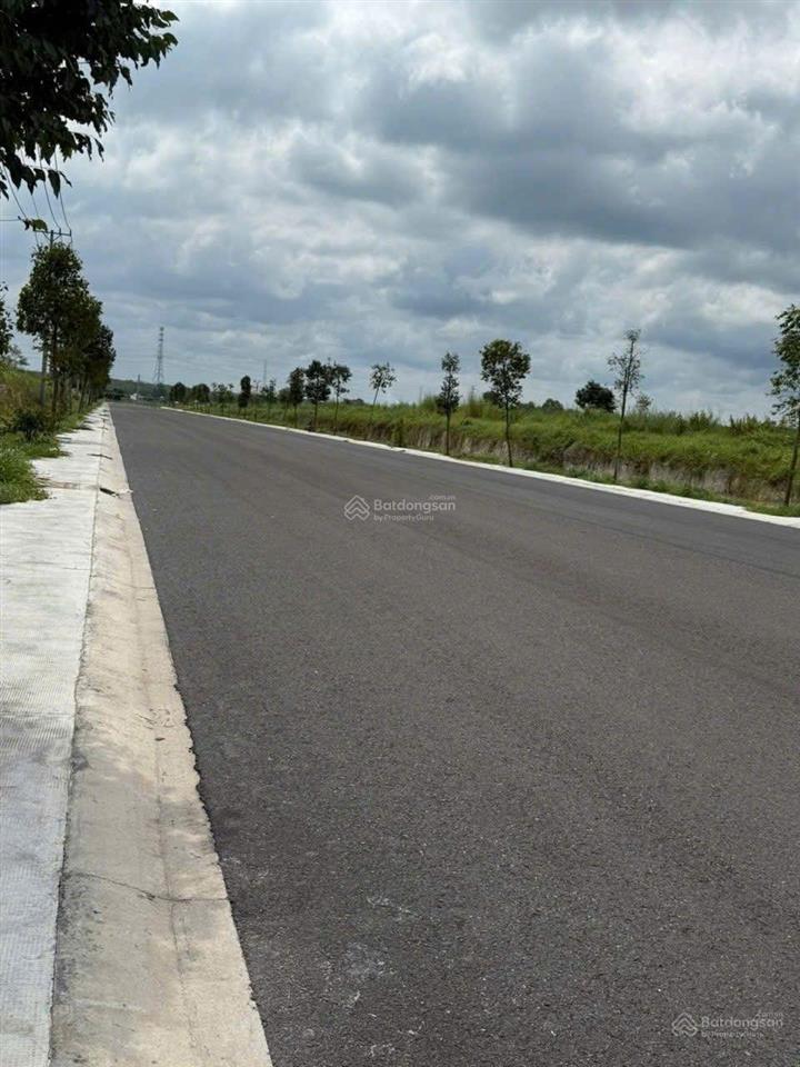 Cần bán gấp lô đất trong kcn chơn thành, bình phước
