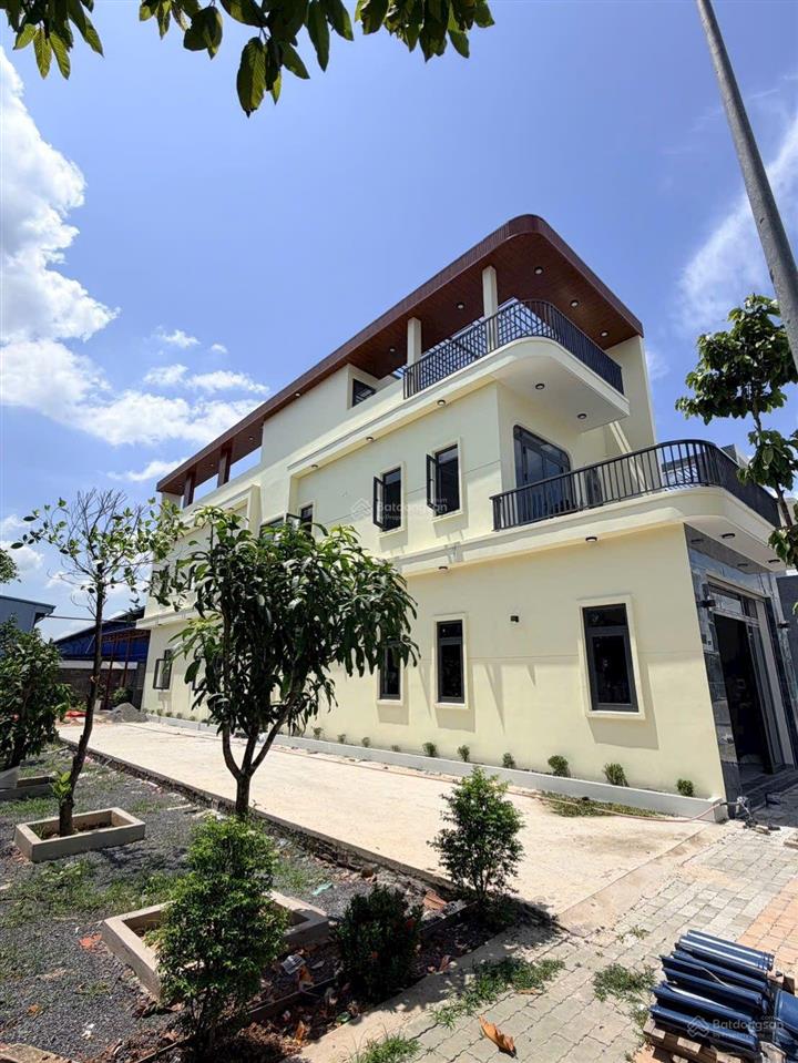 Bán căn nhà lầu siêu đẹp thổ cư 100% tại tân uyên, bình dương