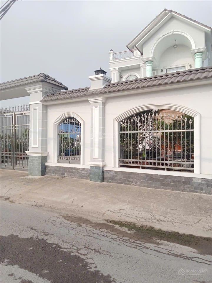 Cần bán gấp lô đất thổ cư giá cực sốc đường nhựa thông tại tân uyên, bình dương
