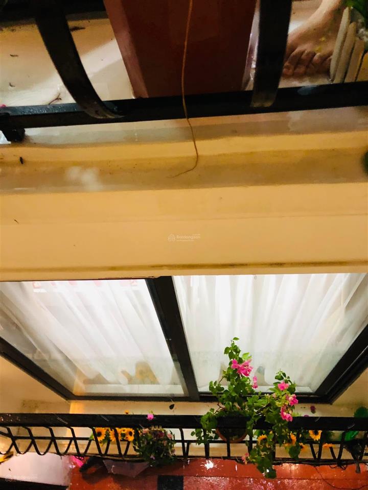 Tôi chính chủ cần bán nhà phố xã đàn, đống đa. 35m 10,8 tỷ.