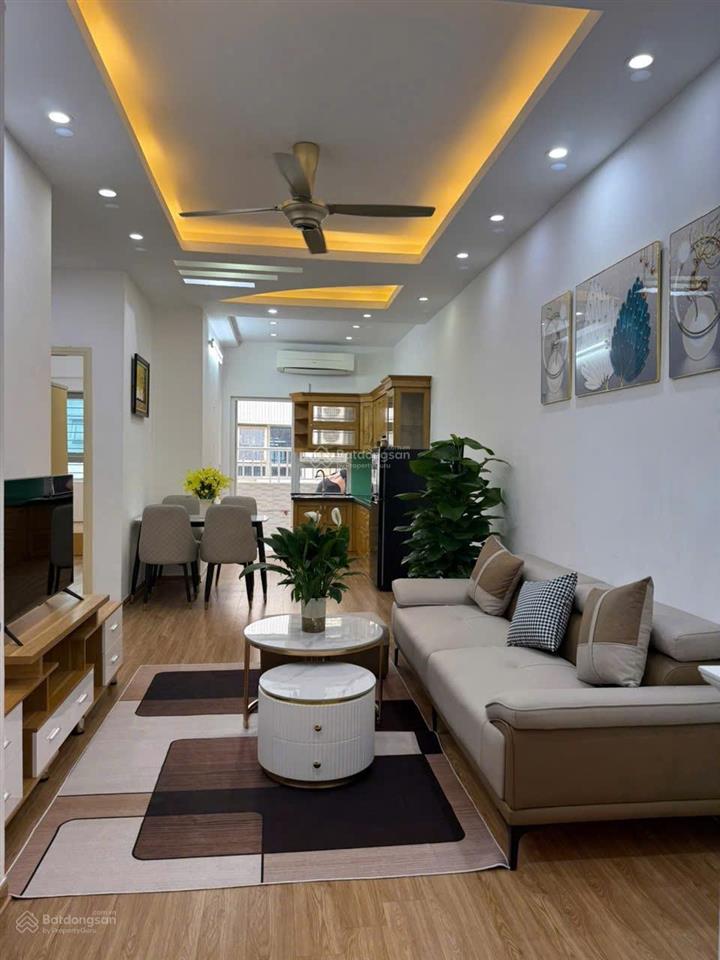 Tôi chính chủ đổi nơi công tác  cần nhượng gấp lại căn 2 ngủ hh1 linh đàm  66m  giá 2 tỷ 750.
