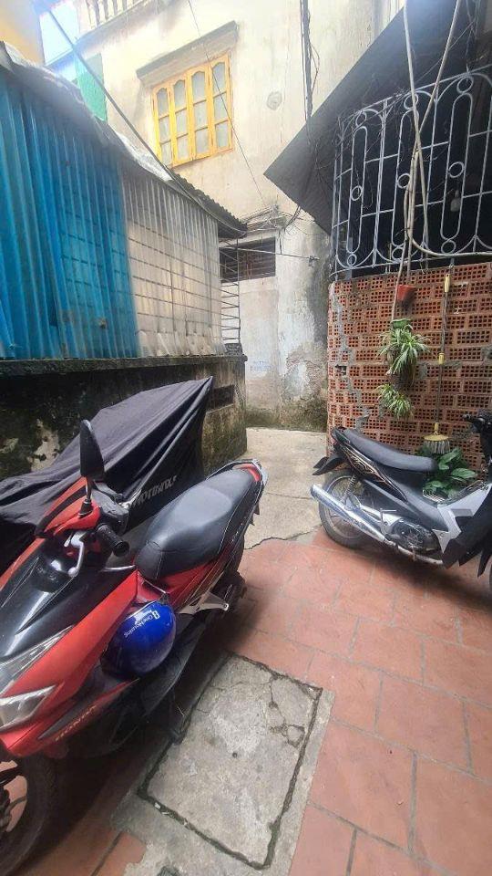 BÁN NHÀ PHỐ LĨNH NAM, GẦN PHỐ, GẦN CHỢ, GẦN TRƯỜNG ĐẠI HỌC DT31M