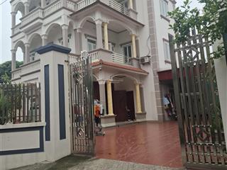 Bán đất tặng biệt phủ 3 tầng dt 150m một sàn tổng dt 389m mt 20m làng nghề nem bùi thuận thành bn