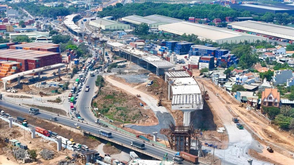 Cần bán shophouse avenue căn số 5, dt gần 53m2, vị trí đẹp, tiềm năng cao, tỉ  0909 864 ***