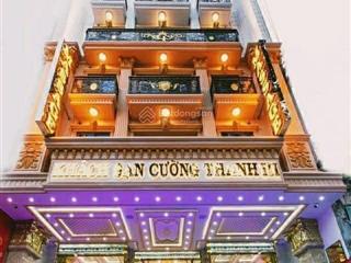 Thu nhập khủng 290tr/tháng, khách sạn sân bay mặt tiền cửu long, 11x16, hầm 7 tầng, giá rẻ 65 tỷ