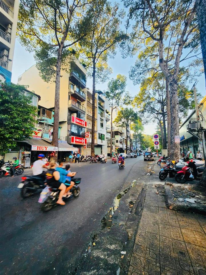 Định cư giảm mạnh 5 tỷ bán nhanh mt trần bình trọng 5.1x19 (nh 6m) 5 tầng hđt 90tr/th giá 45 tỷ