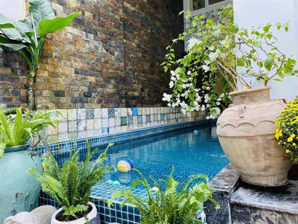 Chính chủ đi định cư bán biệt thự đường trần não (duy nhất 1 căn) dt 9x25 3 tầng giá rẻ 41 tỷ