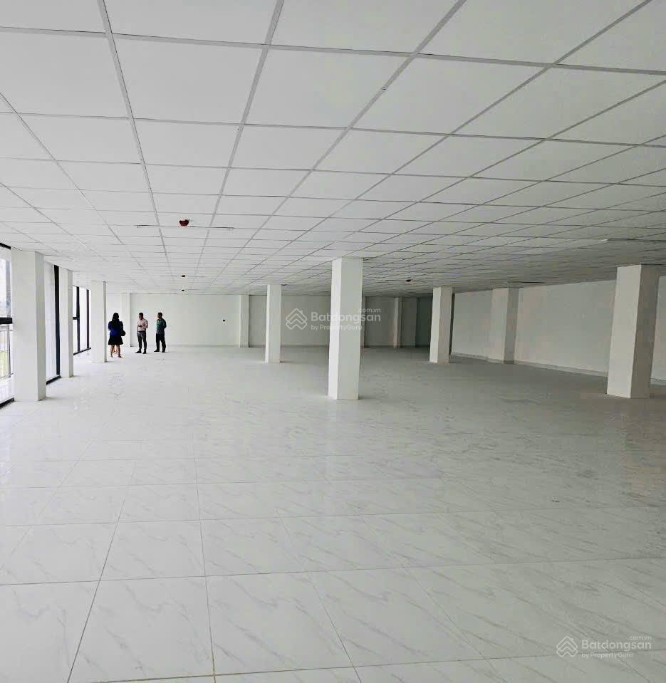 Tòa nhà 1.800m2 sàn  hầm+8 tầng  10x33m (cn 312m2) giá rẻ 65 tỷ mặt tiền cộng hòa, p4, tân bình