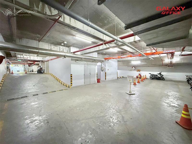 1.800m2 sàn tòa nhà mặt tiền cộng hòa  10x33m  hầm 8 tầng  hđ thuê 250 triệu/tháng  giá 65 tỷ